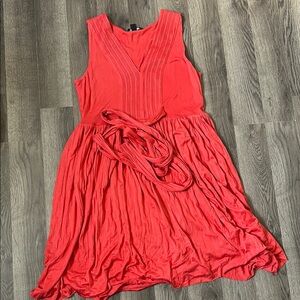 Elegant Red Sleeveless Dress
